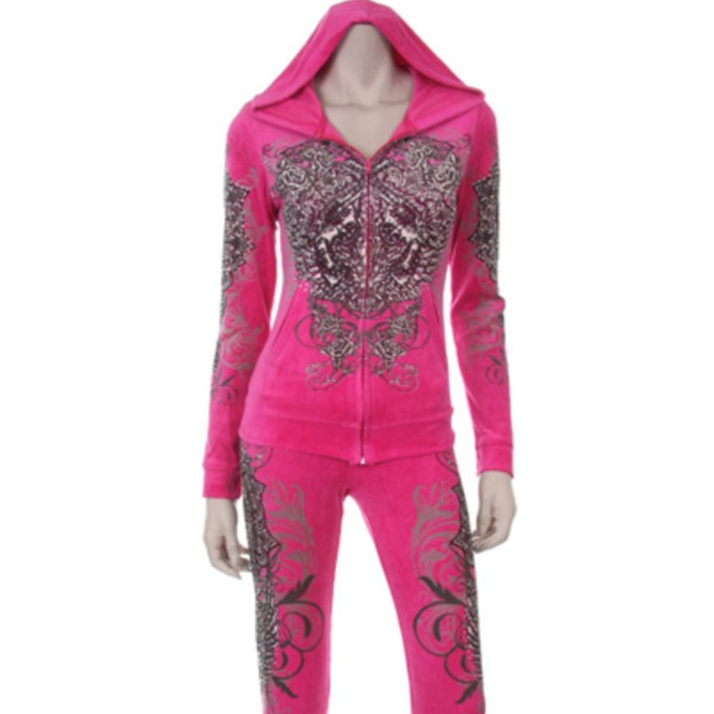 NWT Women's Platinum Plush Pink Hoodie Set w/Stones Wings Pistols & Roses